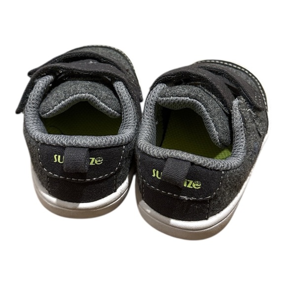 Kids Black and Gray Shoes - Picture 3 of 6